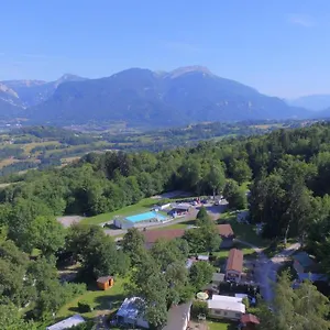 Camping Team Holiday - Camping Le Balcon De Chartreuse ***